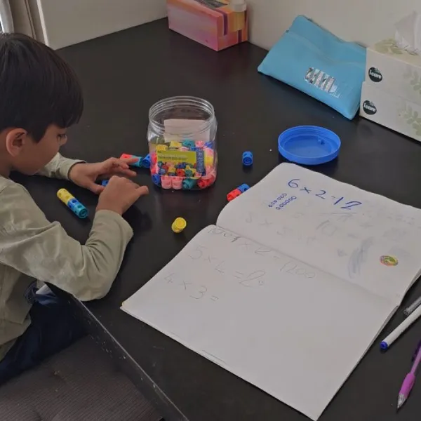 Slideshow-How-HUMSchooling-Began2-700x700